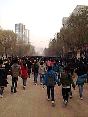 Schoolchildren and students demonstrate