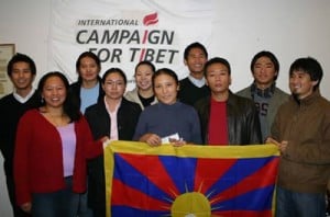 Participants of the 2005 Tibetan Youth Leadership Program.