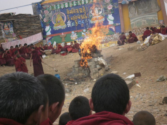 Monks gathered at Kirti monstery