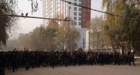 marched on the streets of Rebkong